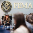 La secretaria saliente del Departamento de Seguridad Nacional, Kristi Noem.