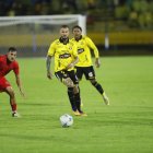 Darío Benedetto es una de las apuestas más fuertes del Ídolo. Ante Aucas jugó los primeros 45 minutos.