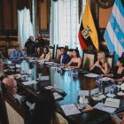 El Concejo cantonal de Guayaquil aprobó una resolución para rechazar las reformas al Cootad, que condiciona parte de las transferencias estatales al cumplimiento de metas de inversión por parte de los Gobiernos Autónomos Descentralizados.