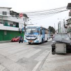 Cinco líneas de transporte público y una de alimentador del sistema Metrovía tendrán cambios en sus recorridos por trabajos viales en una calle de la ciudadela Miraflores.