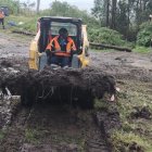 Tras las intensas lluvias se desbordó la quebrada y causó afectación en las calles Rafael Terán y Enrique Gallo, sector Conocoto.