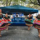 Actividades culturales y recreativas marcan la jornada en el centro.