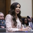 La secretaria de Seguridad Nacional de Estados Unidos, Kristi Noem, dejará su cargo.