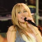 Miley Cyrus vuelve a interpretar su personaje más famoso