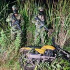 Miembros del Ejército ecuatoriano durante un operativo.