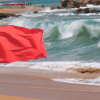 El Inocar informó que las costas continental e insular del país presentan mar agitado por oleaje de alta energía.