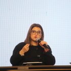 Pinto alertó que varias farmacéuticas aún no entregan medicamentos ya adquiridos para el sistema público de salud.