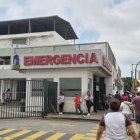 Exteriores del área de Emergencia del hospital Teodoro Maldonado Carbo, en Guayaquil.