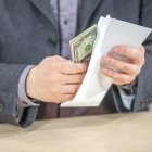 Referencial. En agosto en el ciclo sierra los empleadores deberán pagar el decimocuarto sueldo