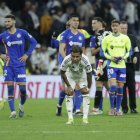 Rodrygo (c) se lesionó durante el partido del Real Madrid ante el Getafe.