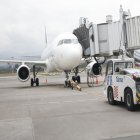 El Jet A-1 es un combustible utilizado por aeronaves a turbina, en los aeropuertos de Quito y Guayaquil.