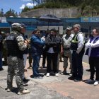 Los delegados de la CAN acudieron este 21 de marzo a Rumichaca para constatar el impacto de la tasa de seguridad.