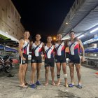 Integrantes del equipo Yahuarcocha-Astillero, listos para la regata en Guayaquil.