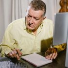 El trámite para recuperar el IVA se realiza en línea, aunque usuarios reportan fallas y facturas que no aparecen en el sistema.