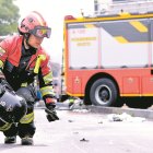 Siniestro. La Policía y el Municipio investigan el accidente de un bus que dejó dos fallecidos en Quito.