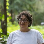 Larissa nació en 1989 en Foz do Iguazú, localidad ubicada en la frontera entre Brasil, Argentina y Paraguay. Su madre es brasileña y su padre argentino.