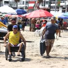 Los turistas han empezado a llegar en gran número a los balnearios peninsulares