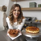 Desde su cocina, Maria Laura transforma una receta vasca en una experiencia sensorial.