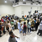 Las personas, en su mayoría, asisten a realizar el pago de forma presencial.