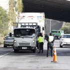 Desde que rige la restricción en la av. Simón Bolívar y Ruta Viva se han entregado 6.294 salvoconductos.