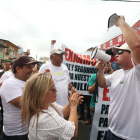 Referenciales. Ciudadanos participan en una manifestación pública, en un contexto de reclamos sociales y políticos.