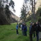 Un grupo de turistas recorre los paisajes de la provincia de Azuay.