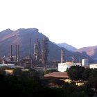 El petróleo y las cadenas de suministro alteran previsiones y elevan la incertidumbre.