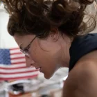 Los astronautas de Artemis II describieron su paso por el lado oculto de la Luna y los minutos sin comunicación durante su misión.