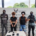 El operativo se ejecutó en la parroquia Río Verde y dejó dos detenidos y armas incautadas.