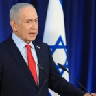 El primer ministro israelí Benjamin Netanyahu ofrece una rueda de prensa en Jerusalén en medio del conflicto con Irán.