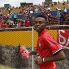 El exfutbolista ‘Diablito’ Lara fue detenido por la Policía tras un robo armado en Quito.