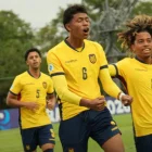 Jugadores de la Selección de Ecuador Sub 17 festeja un gol en el Sudamericano.