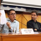 Andres Quishpe, presidente de la UNE, denuncia el deterioro de la infraestructura escolar en planteles fiscales del país.