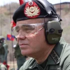 Padrino López regresa al gabinete venezolano en medio de acusaciones internacionales y crisis agrícola.