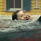 Embestida, la película de tiburones de Tommy Wirkola, al momento ocupa el número uno en Netflix Ecuador.