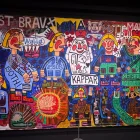 Una obra en el museo, inaugurado el 26 de febrero de 1976 e impulsado por el artista francés Jean Dubuffet (1901-1985),