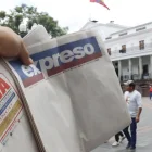 Ejemplares de EXPRESO y EXTRA, cuya casa editora GRANASA cumple 53 años de fundación, en este 2026.