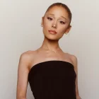 Ariana Grande alcanzó notoriedad al interpretar a Cat Valentine en Victorious