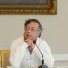 Gustavo Petro niega vínculos con criminales y acusa injerencia política en su contra.