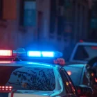 Autoridades realizan controles durante el toque de queda en zonas definidas del país.