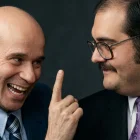 El actor Ricardo de Pascual (izquierda), interpretando al señor Calvillo, en la clásica escena con el señor Barriga (Édgar Vivar).