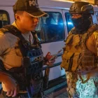 Toque de queda reduce homicidios nocturnos en Ecuador, pero crimen se desplaza a otros horarios y zonas.