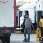 Esta semana, los conductores no solo se han quejado por los altos precios, también por la escasez de diésel.