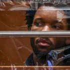 El 20 de abril, d4vd se enfrentó a una primera comparecencia ante el juzgado.