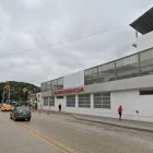 Las irregularidades fueron denunciadas por familiares de pacientes que fallecen en el hospital Teodoro Maldonado Carbo, a quienes presionarían para contratar servicios funerarios.