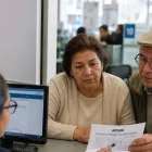 Referencial. El IESS permite jubilarse antes de los 65 si se cumplen años de aportes y condiciones especiales.