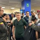 El presidente Daniel Noboa, sus ministros y otros funcionarios participaron en el allanamiento a oficina de CNEL.