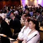 Personas asisten a un foro de la Primera Conferencia para la Transición más allá de los Combustibles Fósiles este martes, en Santa Marta (Colombia)