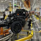 Las condiciones de la fuerza laboral de la industria cambia por regiones.