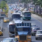 Los transportistas pesados piden ayuda del Gobierno ante el alza del diésel.